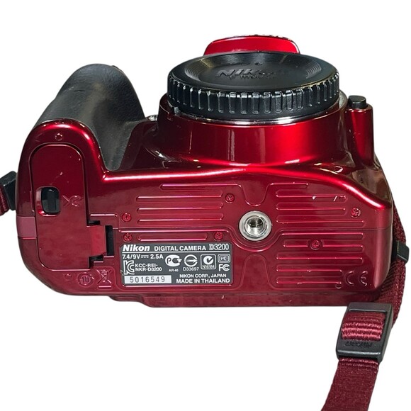EXC++ RED Nikon D3200 Digital SLR Camera Body Only - Picture 4 of 16